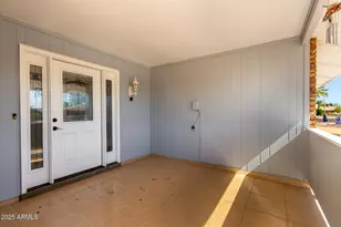 15608 N 105th Dr, Sun City, AZ 85351 - Photo 4