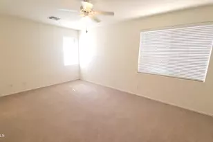 991 E Cantebria Dr, Gilbert, AZ 85296 - Photo 12