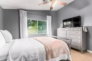 3049 W Covey Ln, Phoenix, AZ 85027 - Photo 12