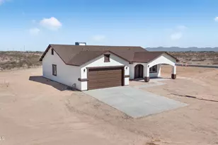 35532 W Chipman Rd, Tonopah, AZ 85354 - Photo 2