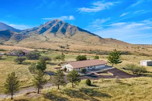 6603 E Renegade Trail, Hereford, AZ 85615 - Photo 2