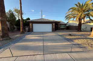 8634 W Dahlia Dr, Peoria, AZ 85381 - Photo 2