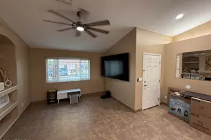 8634 W Dahlia Dr, Peoria, AZ 85381 - Photo 10