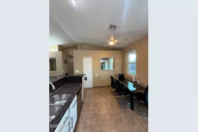 8634 W Dahlia Drive, Peoria, AZ 85381 - Photo 6