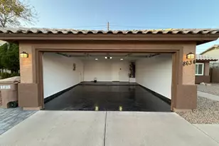 8634 W Dahlia Dr, Peoria, AZ 85381 - Photo 14