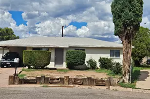 130 Mountain View Ave, Bisbee, AZ 85603 - Photo 2