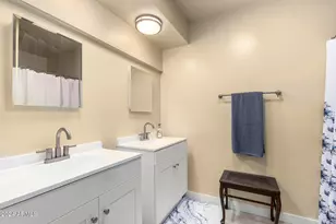 6317 E Pinchot Ave, Scottsdale, AZ 85251 - Photo 20