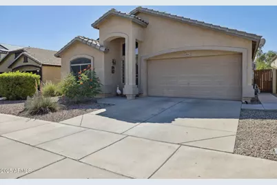 16647 W Taylor Street, Goodyear, AZ 85338 - Photo 2