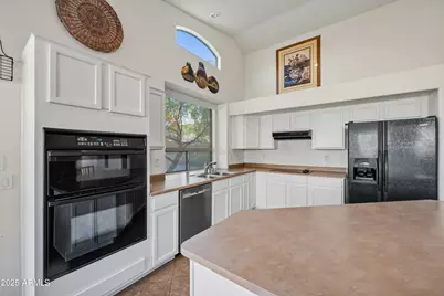 18089 W Weatherby Drive, Surprise, AZ 85374 - Photo 10