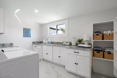 6731 E Moreland Street, Scottsdale, AZ 85257 - Photo 16