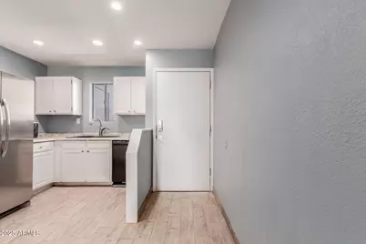 1215 E Lemon Street #208, Tempe, AZ 85281 - Photo 10