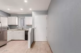 1215 E Lemon St, Tempe, AZ 85281 - Photo 10