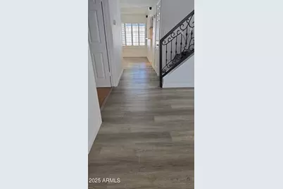 2344 W Marconi Avenue, Phoenix, AZ 85023 - Photo 2