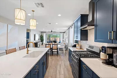 618 E Piedmont Road, Phoenix, AZ 85042 - Photo 12