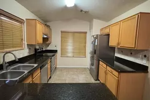 24634 N 39th Ave, Glendale, AZ 85310 - Photo 4