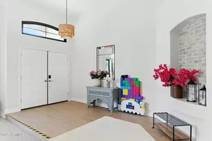 1568 E Canyon Way, Chandler, AZ 85249 - Photo 10