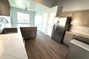 14084 W Cornerstone Trail, Surprise, AZ 85374 - Photo 6