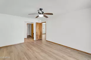 1310 E Redmon Dr, Tempe, AZ 85283 - Photo 16