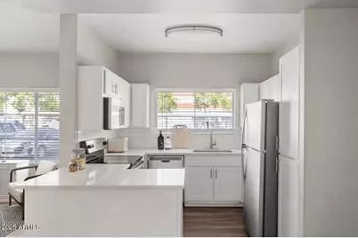 1250 W Grove Parkway #3, Tempe, AZ 85283 - Photo 2