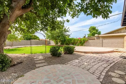 7808 N 59th Lane, Glendale, AZ 85301 - Photo 2