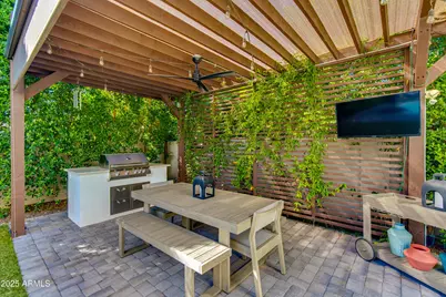 3821 E Devonshire Avenue, Phoenix, AZ 85018 - Photo 16