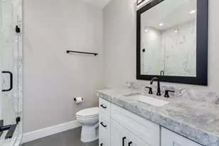 3821 E Devonshire Ave, Phoenix, AZ 85018 - Photo 12