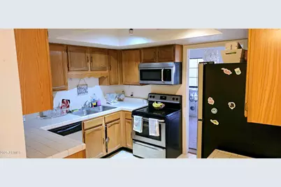 8344 N 21st Drive #I212, Phoenix, AZ 85021 - Photo 10