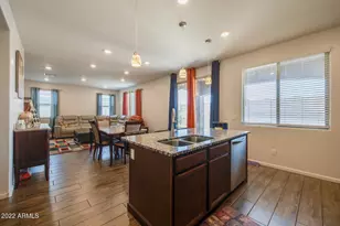 3410 W T Ryan Ln, Phoenix, AZ 85041 - Photo 14