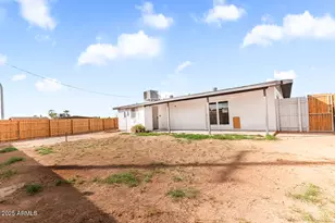 2207 E Aspen Ave, Mesa, AZ 85204 - Photo 30