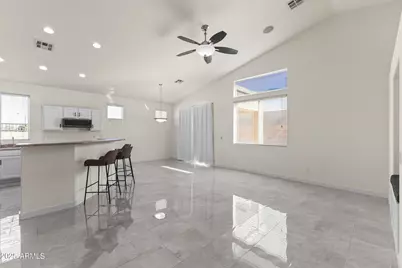 3940 E Minton Street, Phoenix, AZ 85042 - Photo 2