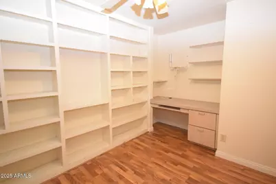 3926 E Laurel Lane, Phoenix, AZ 85028 - Photo 14
