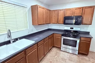 26807 N 31st Dr, Phoenix, AZ 85083 - Photo 10