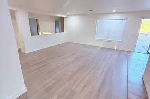 26807 N 31st Dr, Phoenix, AZ 85083 - Photo 8