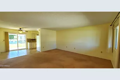 13606 N Redwood Drive, Sun City, AZ 85351 - Photo 6