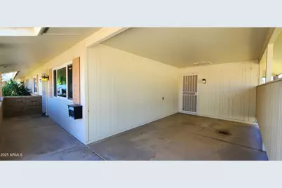 13606 N Redwood Drive, Sun City, AZ 85351 - Photo 4