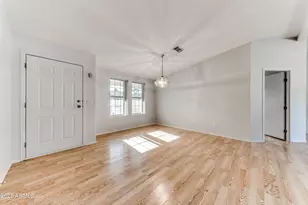 17200 W Bell Rd, Surprise, AZ 85374 - Photo 14