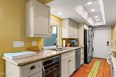 1803 E Frier Drive #3, Phoenix, AZ 85020 - Photo 10