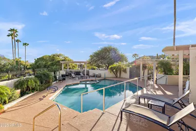 1803 E Frier Drive #3, Phoenix, AZ 85020 - Photo 32