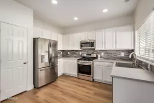 3792 E Woodside Way, Gilbert, AZ 85297 - Photo 10