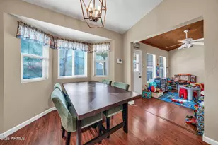 1531 E Rosemonte Dr, Phoenix, AZ 85024 - Photo 12