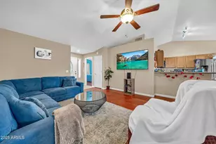 1531 E Rosemonte Dr, Phoenix, AZ 85024 - Photo 8