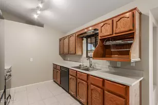 22038 W Hilton Ave, Buckeye, AZ 85326 - Photo 10