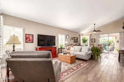 10613 E Voax Drive, Sun Lakes, AZ 85248 - Photo 12