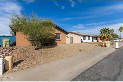 5318 W Mauna Loa Lane, Glendale, AZ 85306 - Photo 4