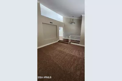 211 E Tremaine Avenue, Gilbert, AZ 85234 - Photo 6