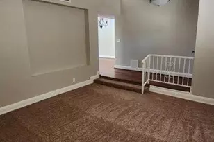 211 E Tremaine Ave, Gilbert, AZ 85234 - Photo 6