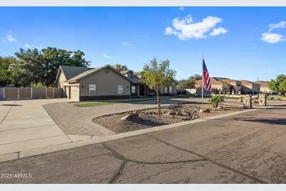 20975 E Excelsior Avenue, Queen Creek, AZ 85142 - Photo 2