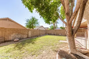 10933 E Wier Ave, Mesa, AZ 85208 - Photo 32