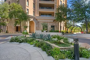 7181 E Camelback Rd, Scottsdale, AZ 85251 - Photo 22