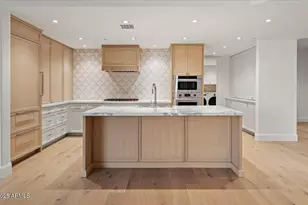 7181 E Camelback Rd, Scottsdale, AZ 85251 - Photo 2